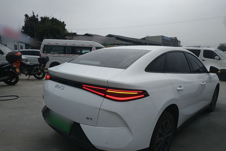 Used BYD e7 2025 Model 520 Smart Mobility Edition