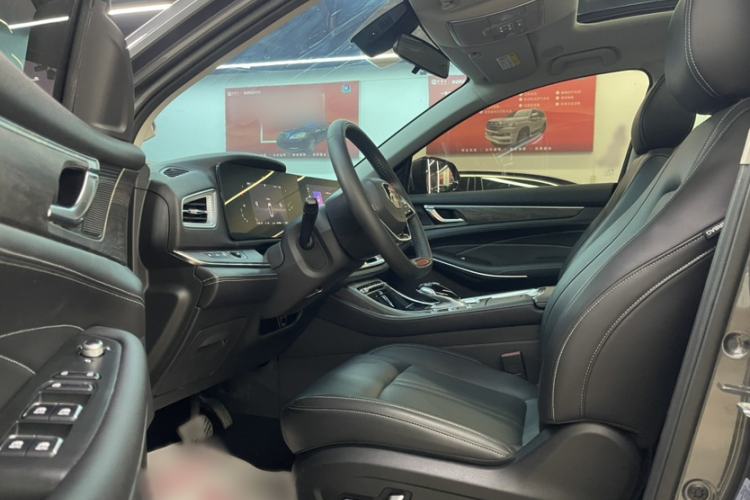 Used Landian E5 2024 Honor Edition 100KM Premium Model 7 Seats