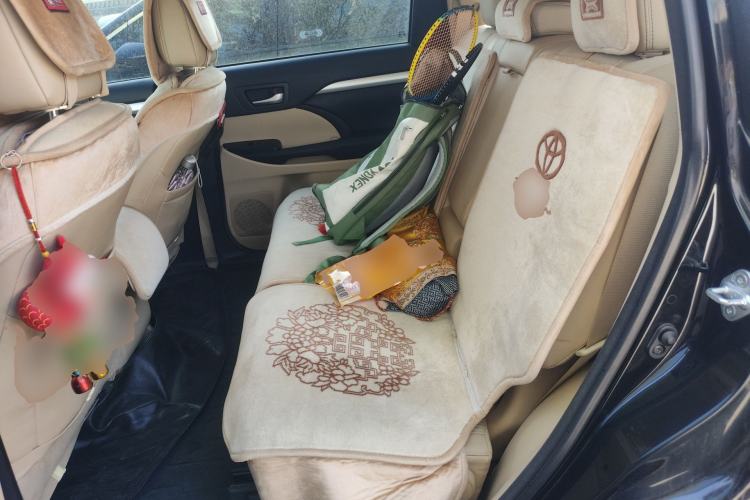 Used Toyota Highlander 2018 2.0T Four-Wheel Drive Elite Edition 7 Seats China V Standard Left Rear Seat