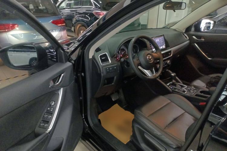 Used Mazda CX-5 2015 2.0L Automatic Two-Wheel Drive Urban Version
