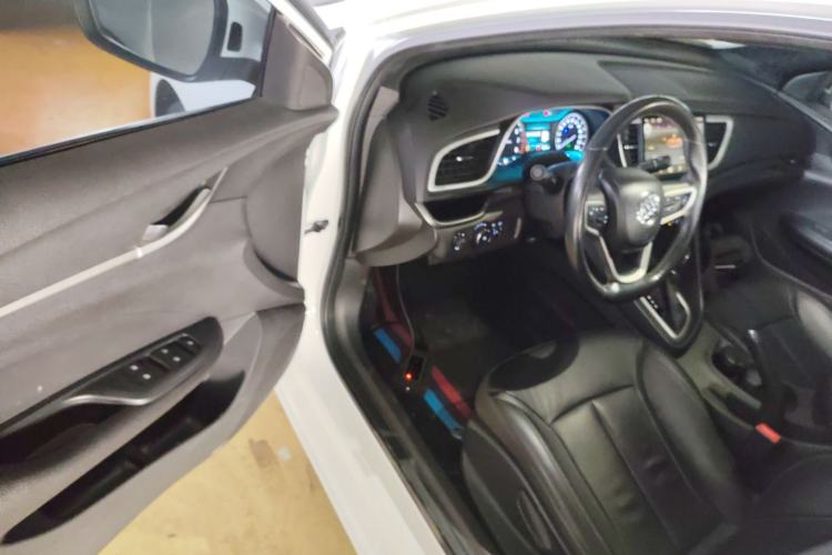 Used Buick Excelle GX 2018 18T Automatic Elite Model
