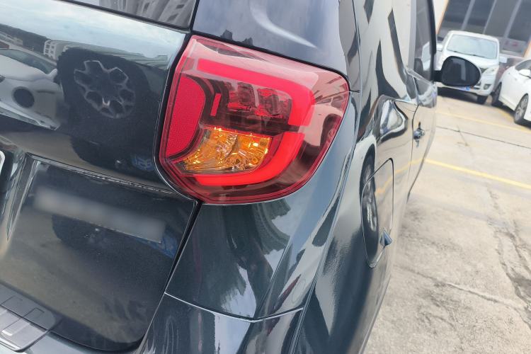 Used Chery QQ Little Ant 2024 Refreshed Version Youth Edition 321 km Beloved Edition 29.23 kWh Right Rear Taillight