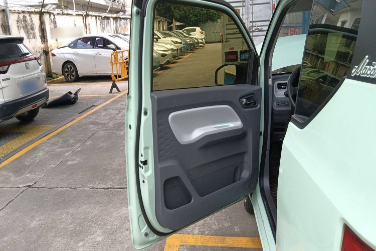 Used Wuling Hongguang MINIEV 2022 Macaron Premium Model – Lithium Iron Phosphate