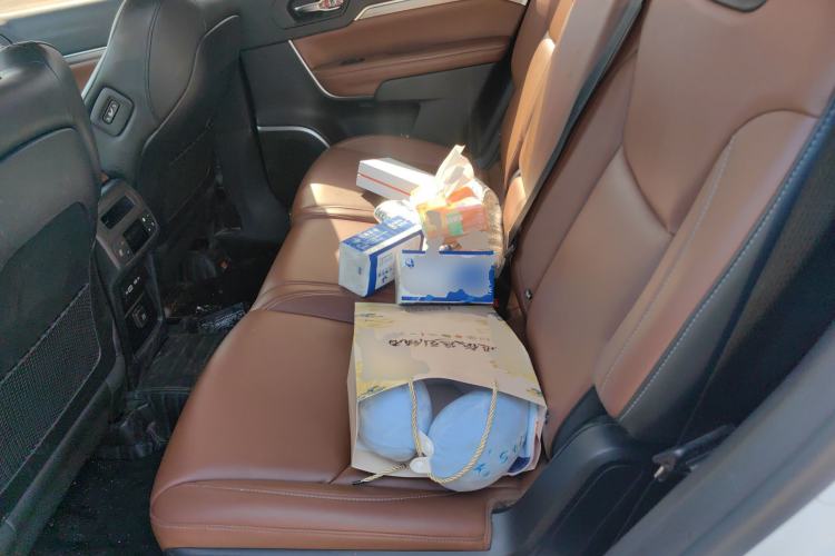 Used Jeep Grand Commander 2022 2.0T Four-Wheel Drive Luxury Edition
