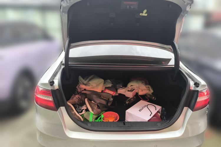 Used Ford Taurus 2015 EcoBoost 245 Fashion Edition Trunk