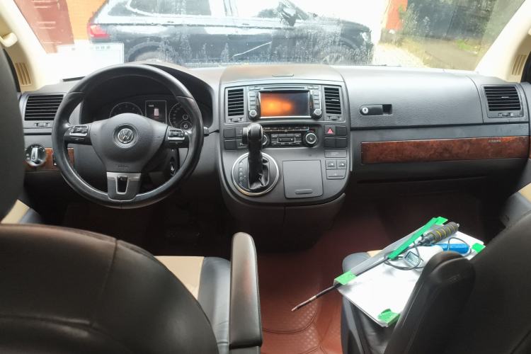 Used Volkswagen Multivan 2014 2.0 TSI Four-Wheel-Drive Executive Edition
