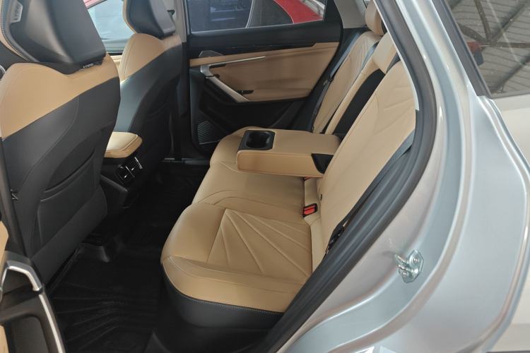 Used Geely Auto FX11 2023 2.0TD DCT Prestige Edition
