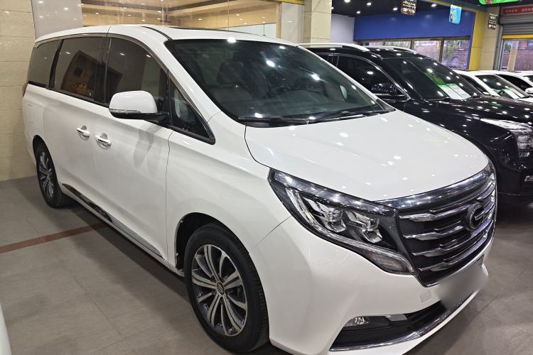 Used GAC Trumpchi M8 2018 320T Luxury Edition Front Right 45 Deg