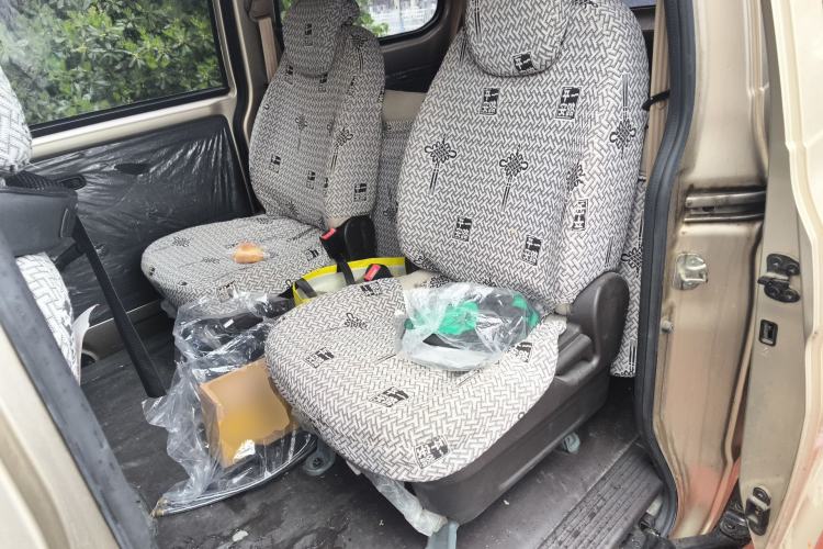 Used Wuling Hongguang V 2019 1.5L Enjoyment Version China VI LAR Left Rear Seat