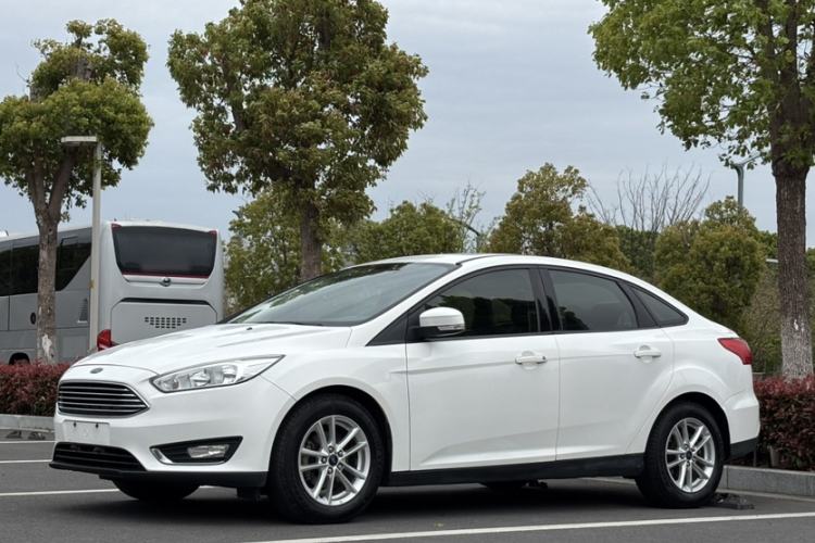 Used Ford Focus 2015 Sedan 1.6L Automatic Trend Model
