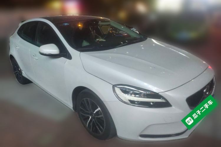 Used Volvo V40 2017 T3 Zhiyi Edition