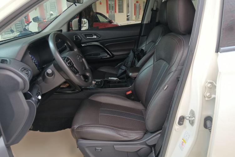 Used GAC Group ix4 2018 Luxury Edition Left Front Seat