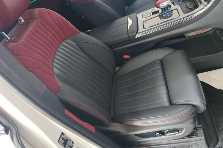 Used GAC Trumpchi M8 2024 Zongshi Series Dual-Motor Supreme Edition Right Front Seat