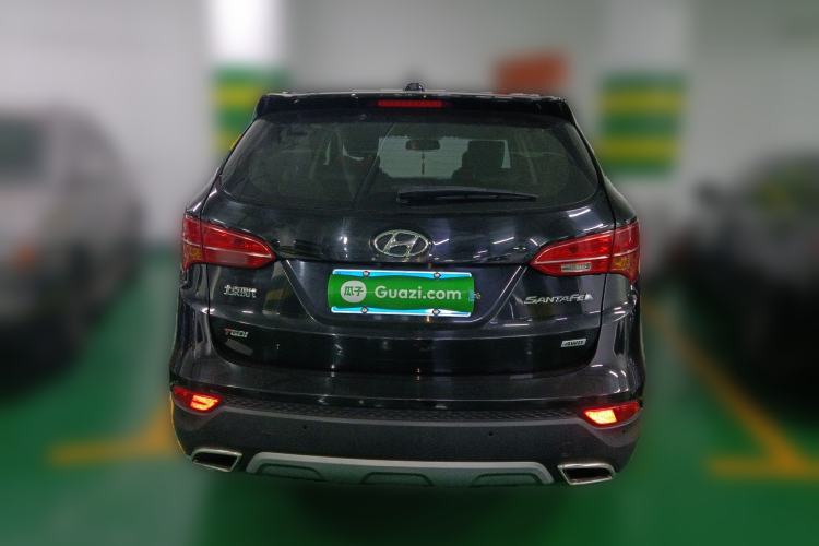 Used Hyundai Santa Fe 2015 2.0T Automatic All-Wheel Drive Smart Version 5 Seats