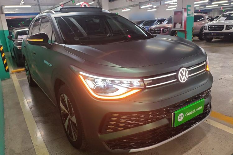 Used Volkswagen ID.6 X 2022 Smart Enjoyment Long-Range Edition Front Right 45 Deg