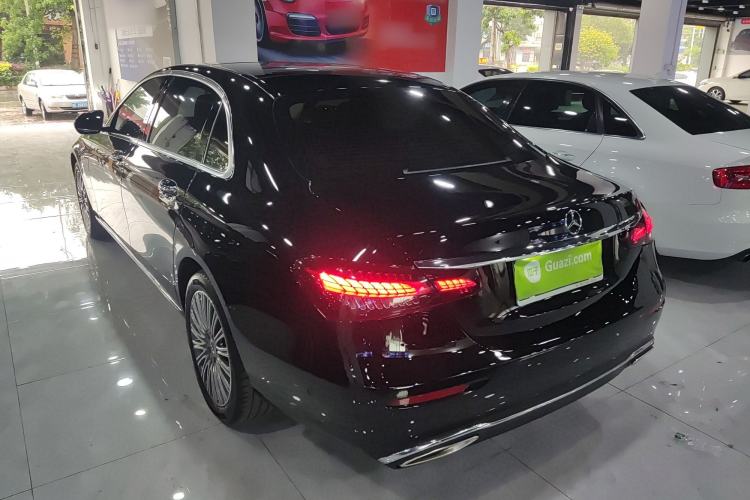 Used Mercedes-Benz E-Class 2022 Second Facelift E 300 L Fashion Edition
