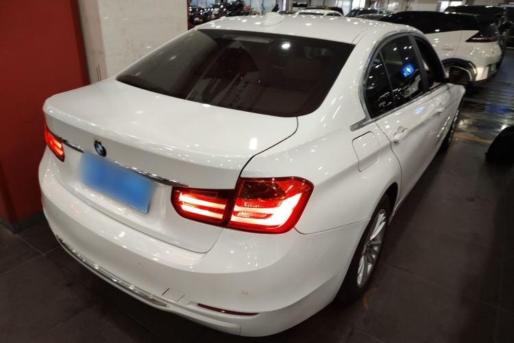 Used BMW 3 Series 2015 316Li Fashion Model
