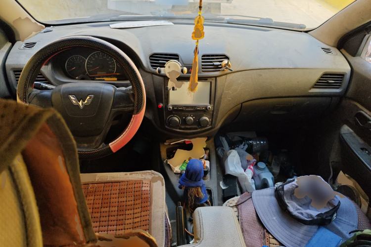 Used Wuling Hongguang 2015 1.2L S Base Model China V Standard