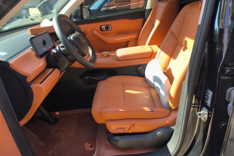 Used Leapmotor C16 2024 Range-Extended 200 Luxury Edition