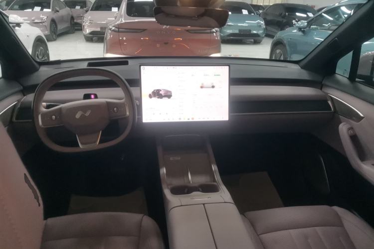 Used ONVO L60 2024 60 kWh Rear-Drive Version
