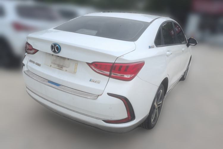 Used BAIC Beijing EU5 2018 R500 Smart Wind Edition