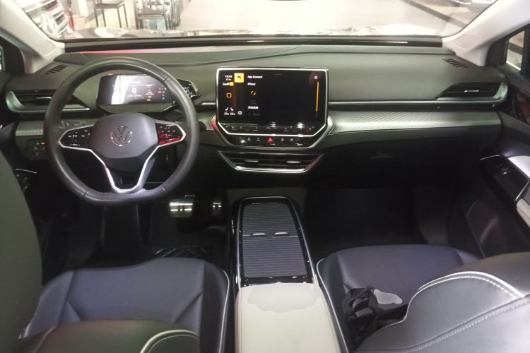 Used Volkswagen ID.6 X 2023 Pure Long-Range Version Center Console