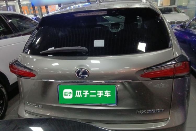 Used Lexus NX 2015 300h Front-Drive Fēngshàng Edition