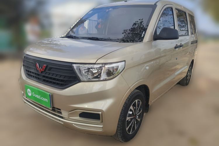 Used Wuling Hongguang V 2022 1.5L Jingqu Version Hydraulic Power Steering LAR