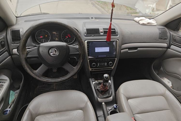 Used Skoda Octavia 2013 1.6L Manual Yijun Edition
