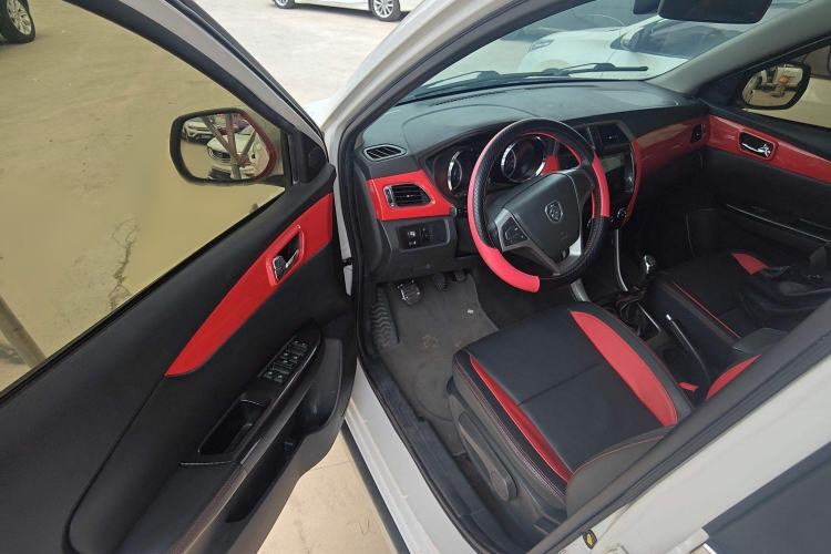 Used Foton Jiatu ix7 2016 1.5L ZhiZun Model