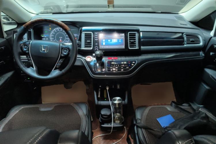 Used Honda Elysion 2019 2.0L Hybrid Luxury Edition
