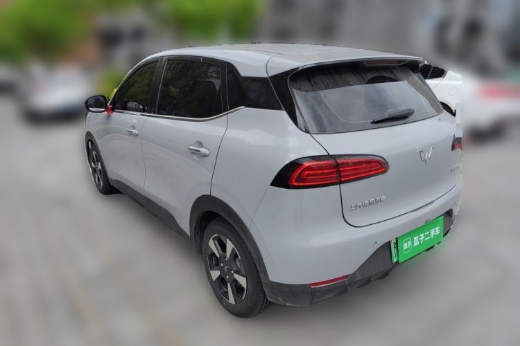Used Wuling Bingo PLUS 2024 330 km Range Five-Seater Version

