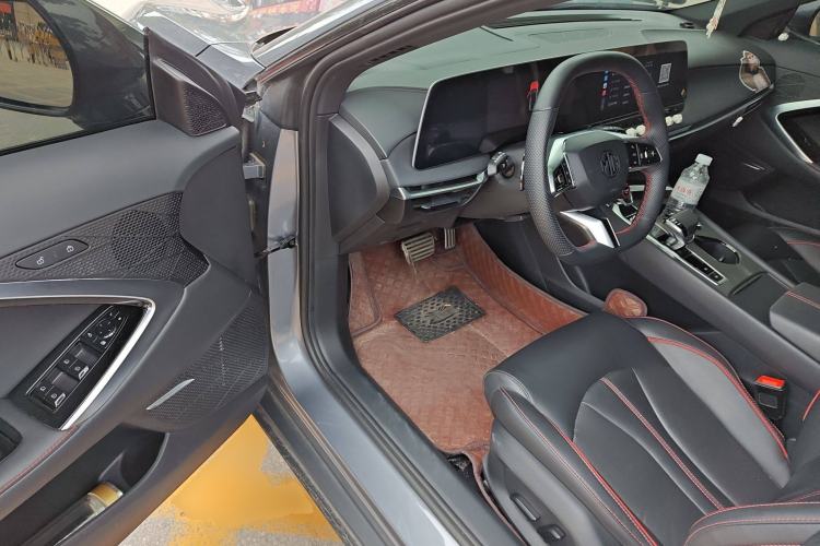 Used MG 7 2023 1.5T DCT Luxurious Supreme Edition