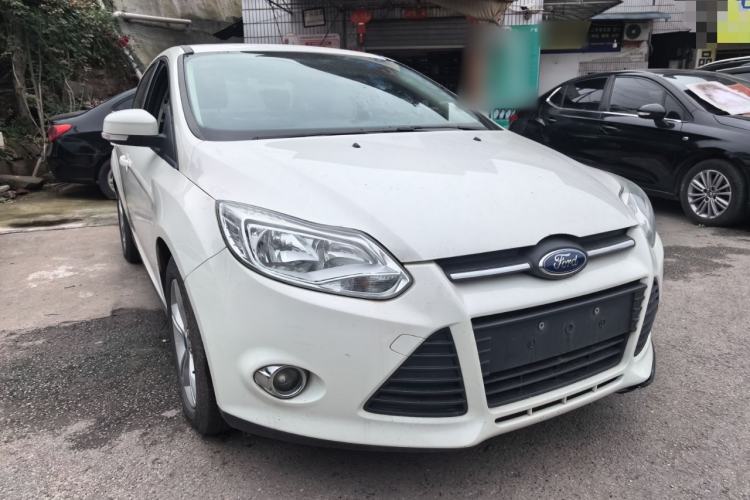 Used Ford Focus 2012 Sedan 1.6L Automatic Fashion Edition
