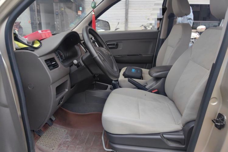 Used Wuling Rongguang V 2016 1.5L Standard Version Left Front Seat