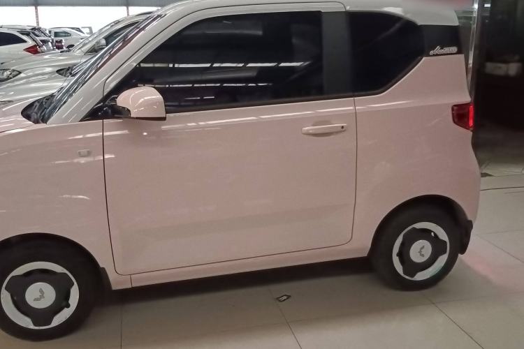 Used Wuling Hongguang MINIEV 2022 Macaron Premium Model – Lithium Iron Phosphate