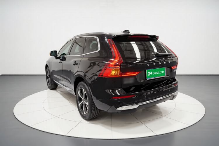 Used Volvo XC60 2026 B5 4x4 Smart Luxury Edition Exterior 2