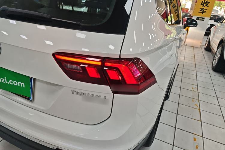 Used Volkswagen Tiguan L 2020 330TSI Automatic Two-Wheel Drive Panoramic Comfort Edition China VI Standard Exterior 3