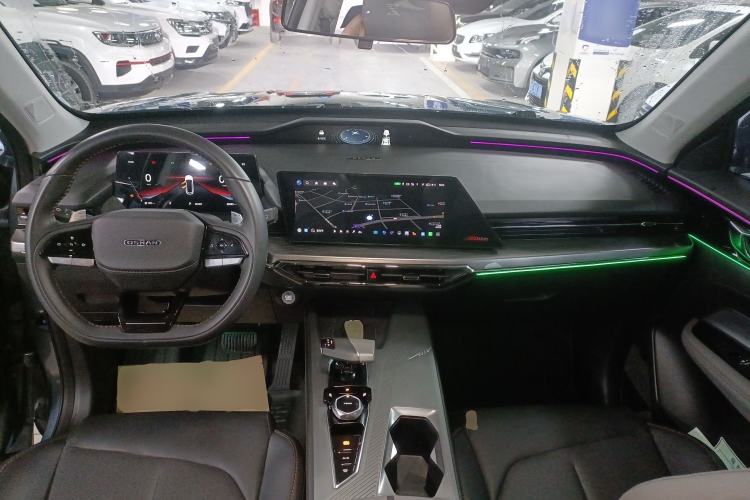 Used Oshan Z6 2023 Blue Whale 1.5T DCT Smart-Led City Edition