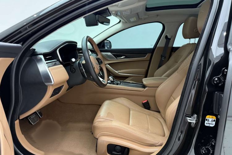 Used Jaguar XFL 2024 2.0T P250 Two-Wheel Drive Prestige Luxury Edition