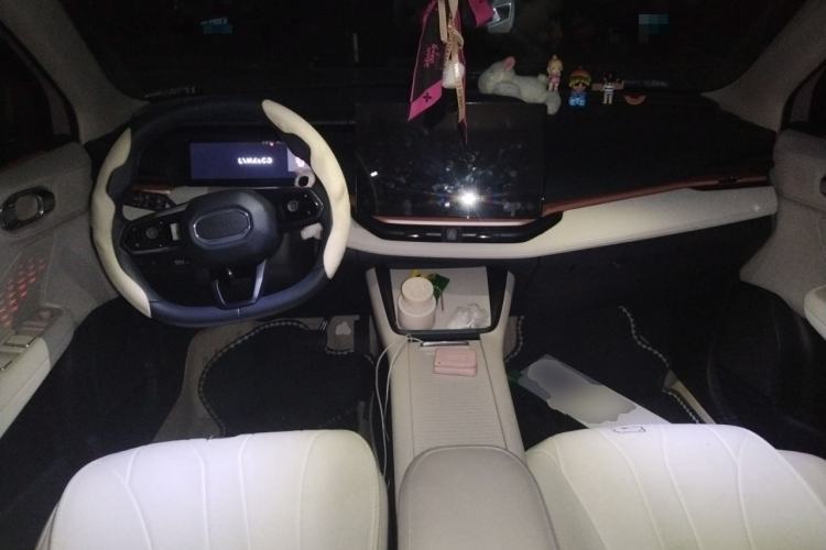 Used Lynk & Co 06 EM-P 2025 EM-P 126 Long-Range Halo
