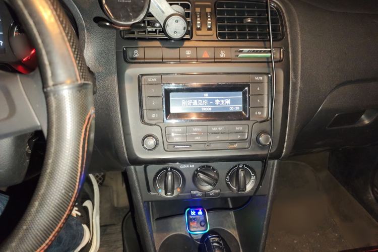 Used Volkswagen Polo 2018 1.5L Automatic Advanced Driving Model Audio And AC Panel