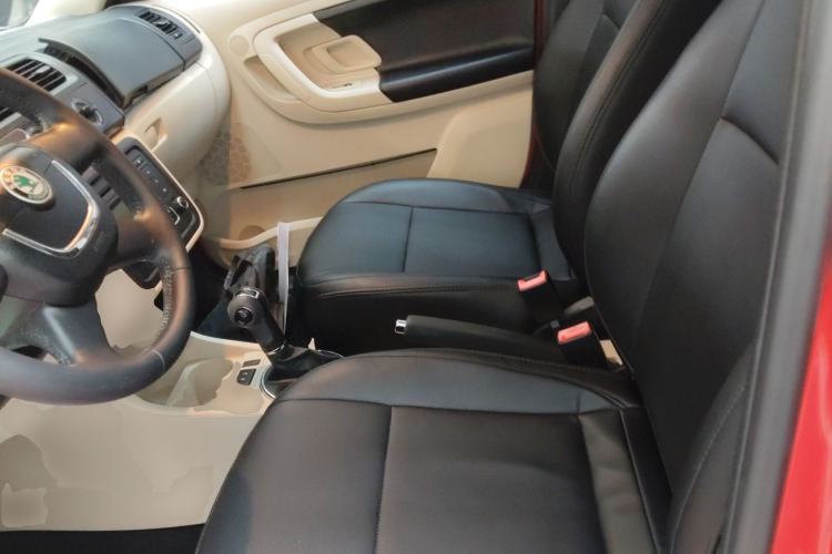 Used Skoda Fabia 2012 1.4L Automatic Crystal Edition Left Front Seat