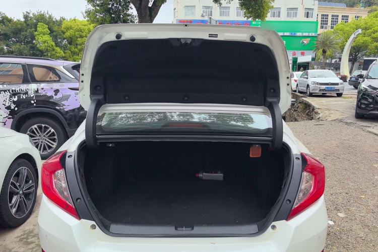 Used Honda Civic 2019 220TURBO CVT Dynamic Edition China VI Emission Standard