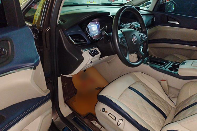 Used Buick GL8 2020 Land Business Class 652T Luxury Model
