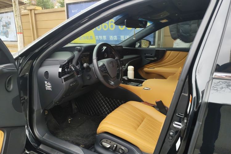 Used Lexus LS 2021 500h Luxury Edition
