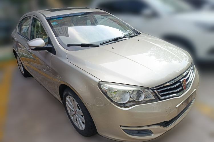 Used Roewe 350 2015 1.5L Automatic Luxury Sunroof Edition Front Right 45 Deg