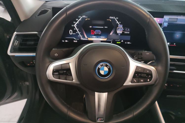 Used BMW i3 2022 eDrive 35 L
