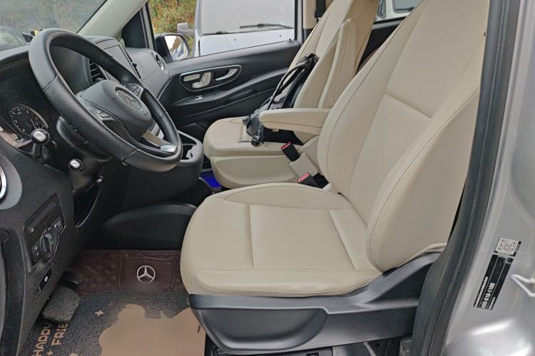 Used Mercedes-Benz Vito 2021 2.0T Business Version 7 Seats Left Front Seat