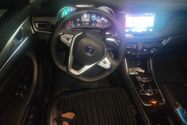 Used CHANGAN Eado New Energy 2019 EV460 Shared Version
